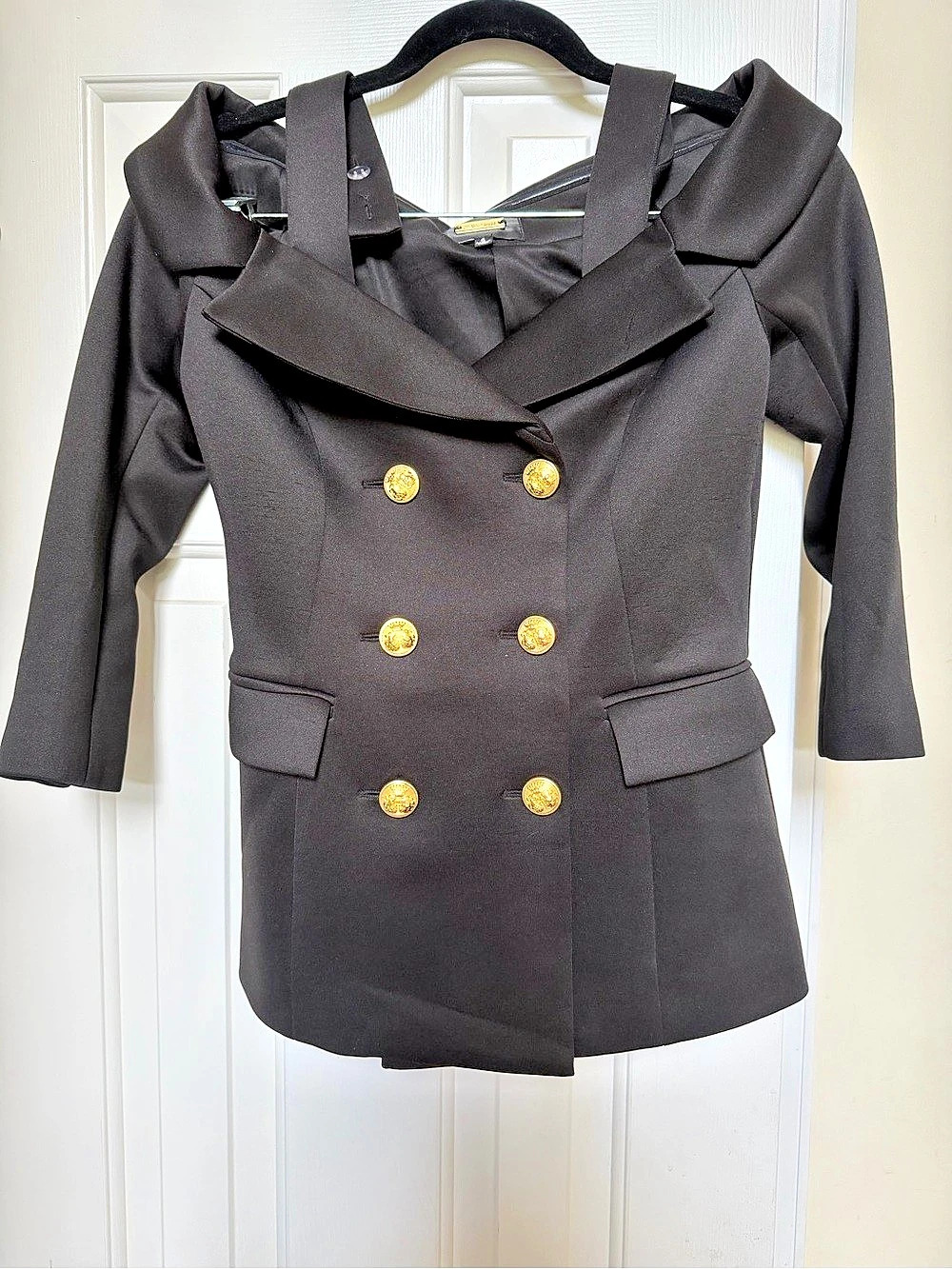 Alexa Admor Double-Breasted Blazer— off the shoulder — in Black Size 4 Like New